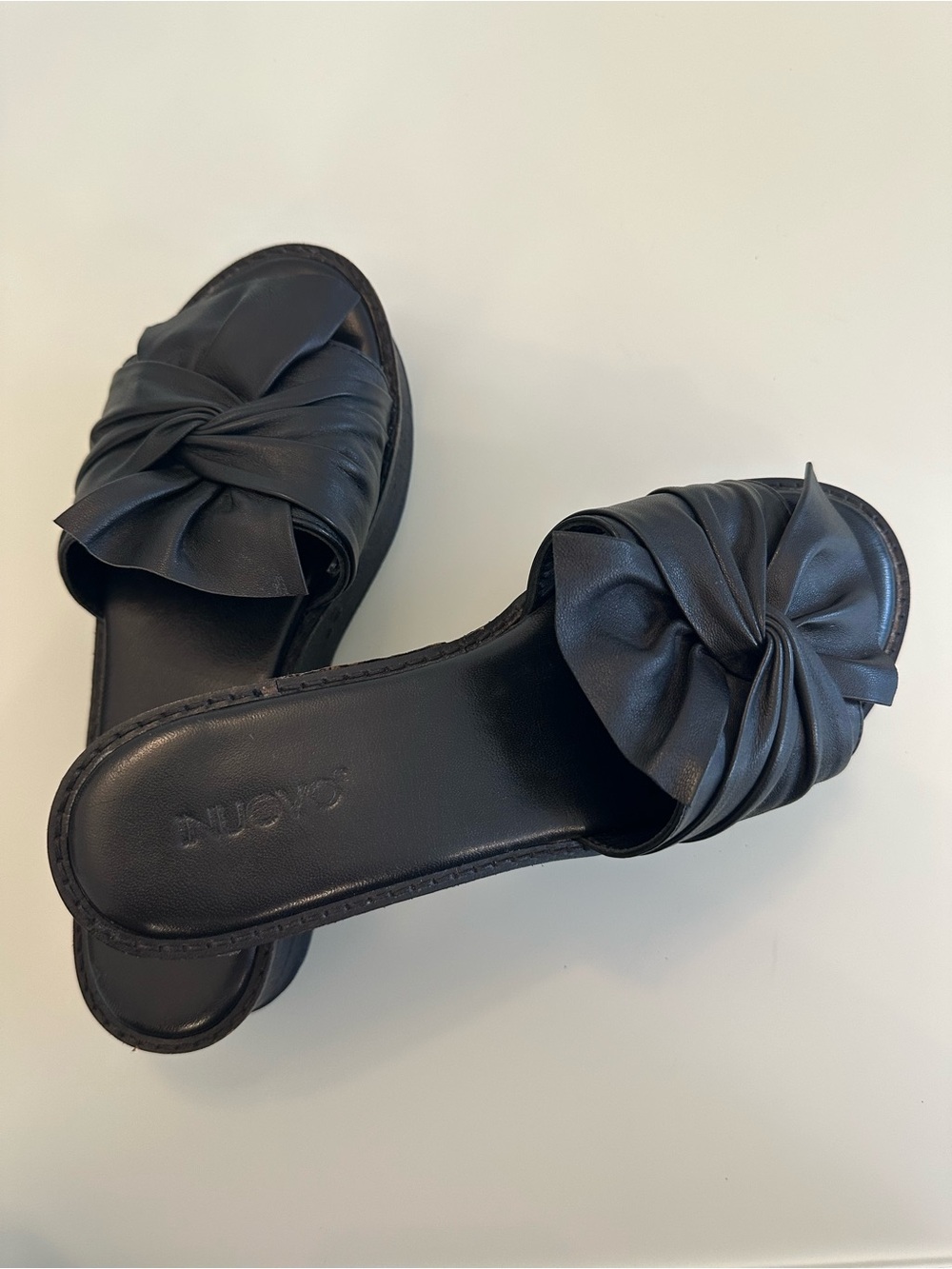 INUOVO | Black Leather Platform Slide Sandals | Size 41 / Size 11 - Picture 10 of 16